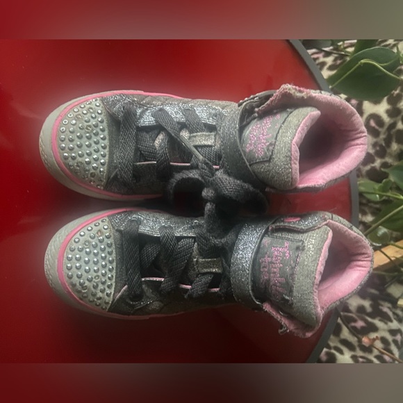Skechers Twinkle Toes light-up toe sparkling high-tops with Velcro buckle strap - Picture 10 of 11